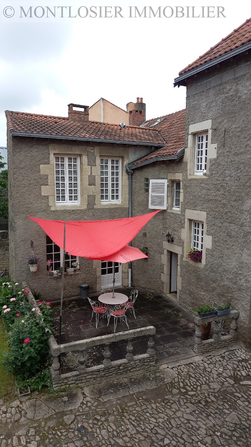 Maison à vendre, AIGUEPERSE, 152 m², 5 pièces